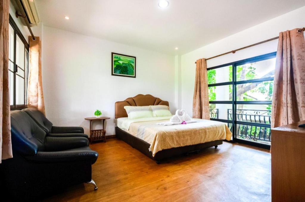 Chayada Garden House And Resort Nakhonratchasima Exteriör bild
